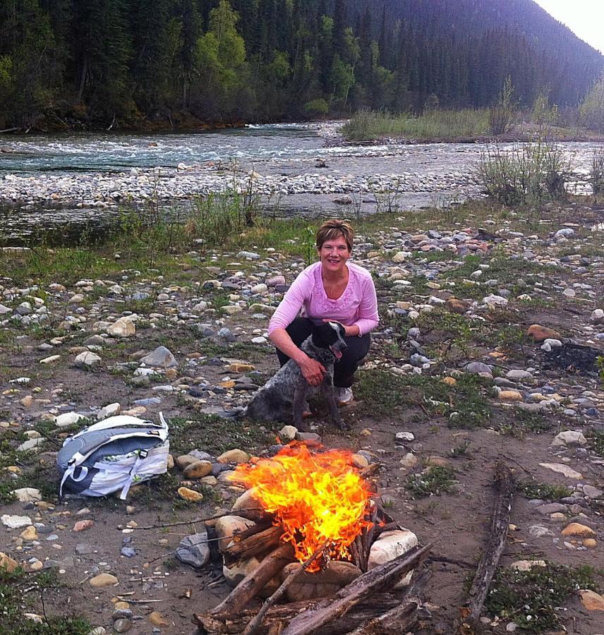 Tetsa River Lodge Dış mekan fotoğraf